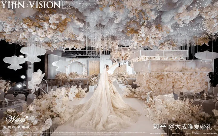 酒店婚庆布置一般要多少钱（酒店婚庆布置一般要多少钱一套）