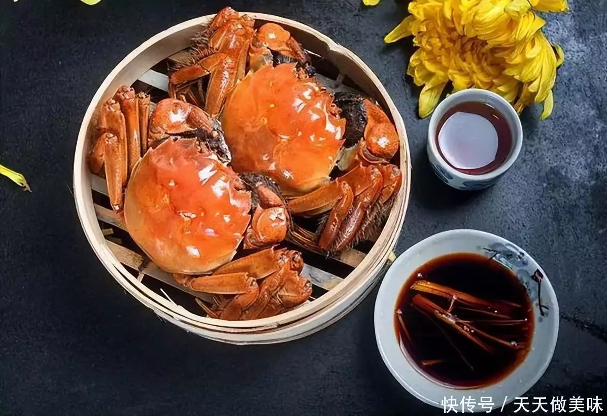 上海婚礼有多豪，五星级酒店办婚宴，一桌美食没有5000元下不来（上海婚宴餐厅）