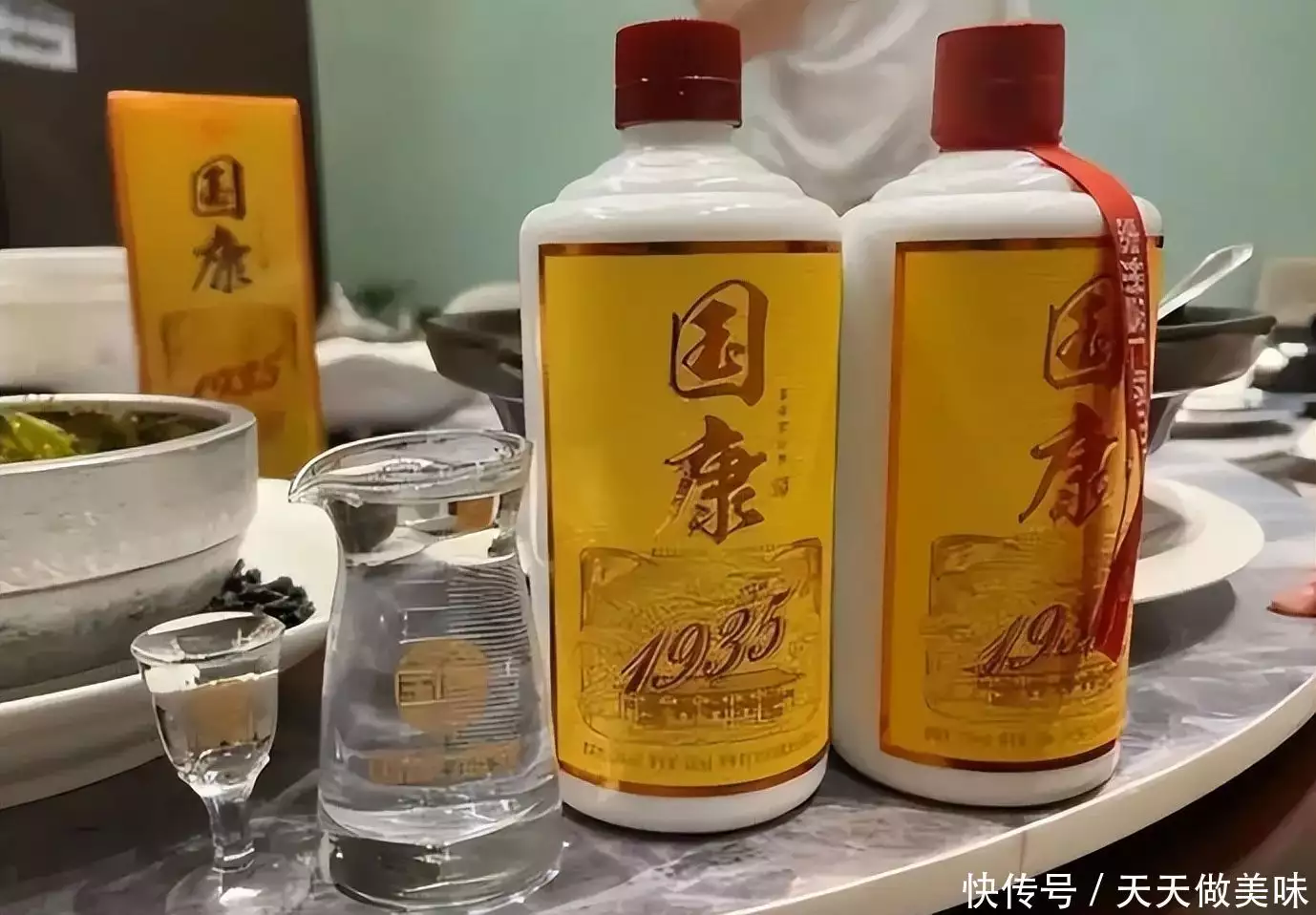 上海婚礼有多豪，五星级酒店办婚宴，一桌美食没有5000元下不来（上海婚宴餐厅）