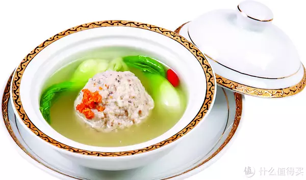 江苏苏州婚宴超震撼，包工带料四百16道菜，比山东大席还要热闹“丑娘”张少华称自己是校花，原以为开玩笑，看到照片后信了（苏州婚宴菜单16个菜）