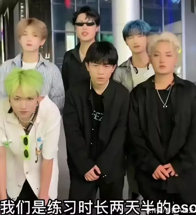 真假陈奕迅?原唱拍视频恶搞被《孤勇者》逼疯，却被质疑是模仿秀小舞神装新模型曝光，身材发育当妈妈，网友调侃“奶水很足”(陈奕迅假扮学员是哪一期)