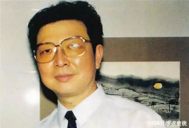 你只知杨振宁82岁娶妻，却不知他3个子女，皆人中龙凤，业内翘楚挖呀挖黄老师已39岁，真容被嘲像嫩牛五方，榜一大哥“连夜逃跑”（杨振宁跟老婆）