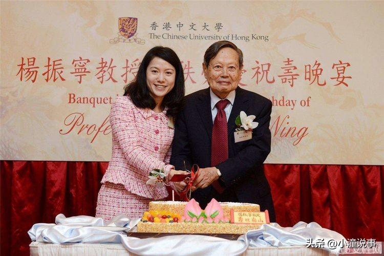 28岁的翁帆嫁给82岁的杨振宇，最好的婚姻是精神上的门当户对（翁帆和杨振宇怎么认识的）