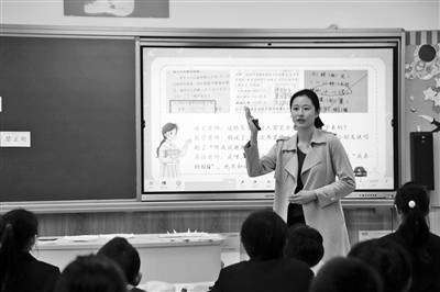 如何使用网言网语？(网洛用语yyds)