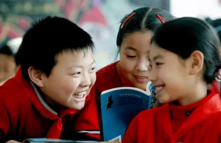 多省发布最新通知，中小学暑假时间已作安排，家长：真的栓Q了(全省中小学暑假时间)