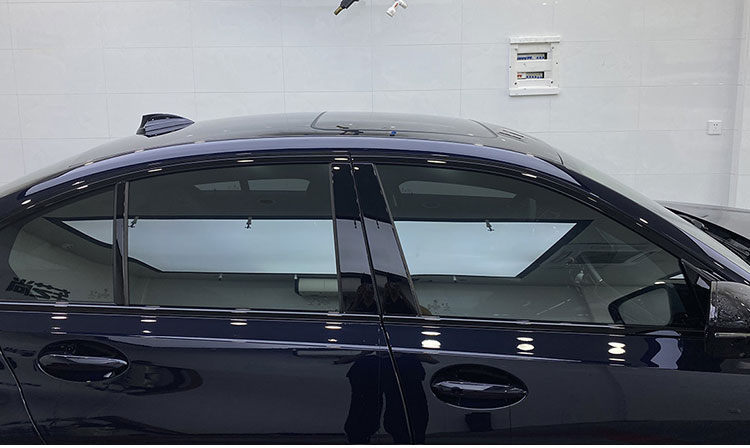 汽车贴玻璃膜的好处有哪些？（为什么新车一个月以内不建议贴膜）