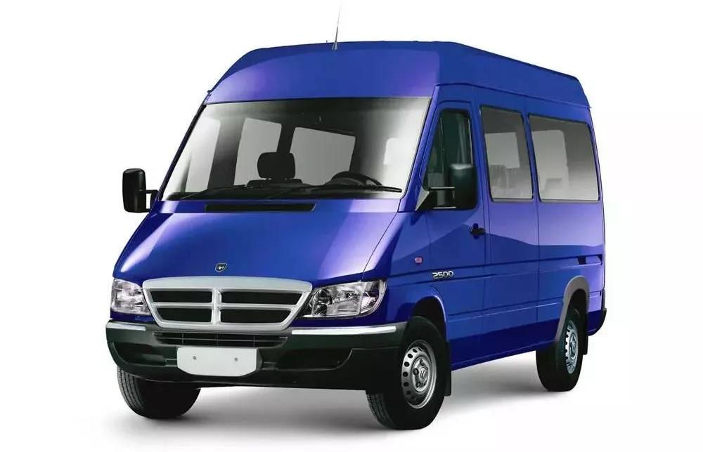 车窗贴膜也可能违法？广大车主要注意了！（贴车窗膜违法吗）