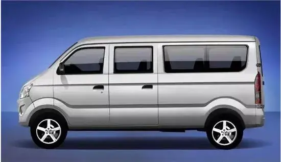 车窗贴膜也可能违法？广大车主要注意了！（贴车窗膜违法吗）