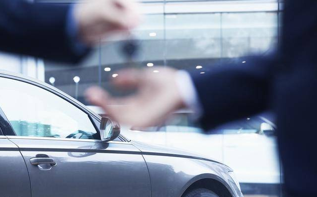 汽车玻璃贴膜的这4大好处，你知道吗？教你正确选择汽车贴膜（车玻璃贴膜好处）