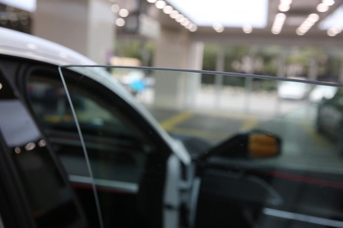 想知道贴了汽车玻璃膜有什么好处呢？（想知道贴了汽车玻璃膜有什么好处呢视频）