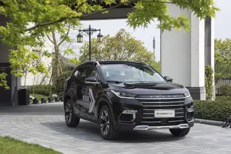 太平洋汽车新款SUV X5Pro即将上市，全面升级，颜值更高(太平洋suv汽车网)