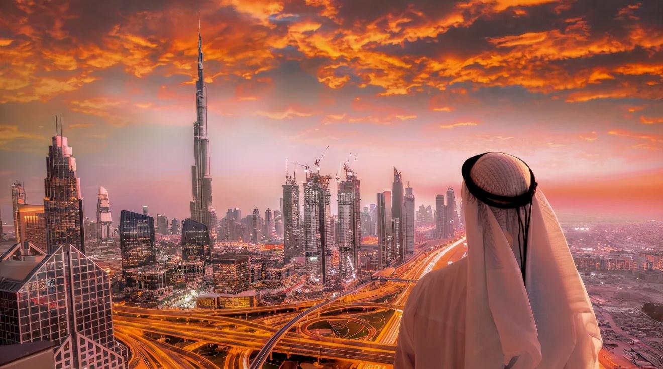 迪拜一个被高估的城市，真有那么“豪”吗？潜力或许不如温州(迪拜豪华吗)