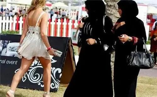 “迪拜”现状，带你看看一个真实的迪拜(迪拜uAs国际学校的升学率)