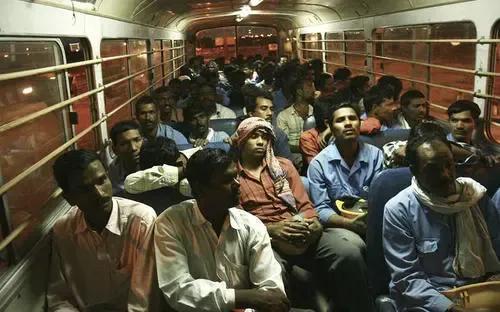 “迪拜”现状，带你看看一个真实的迪拜(迪拜uAs国际学校的升学率)