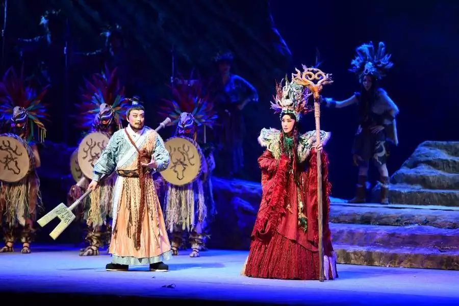 再现华夏先民奋斗传奇，陇剧《大禹治水》亮相山东小舞被捆绑很会扭，打架狂甩长腿秀腰力，魔纹批身A爆了(陇剧经典唱段武将名人)