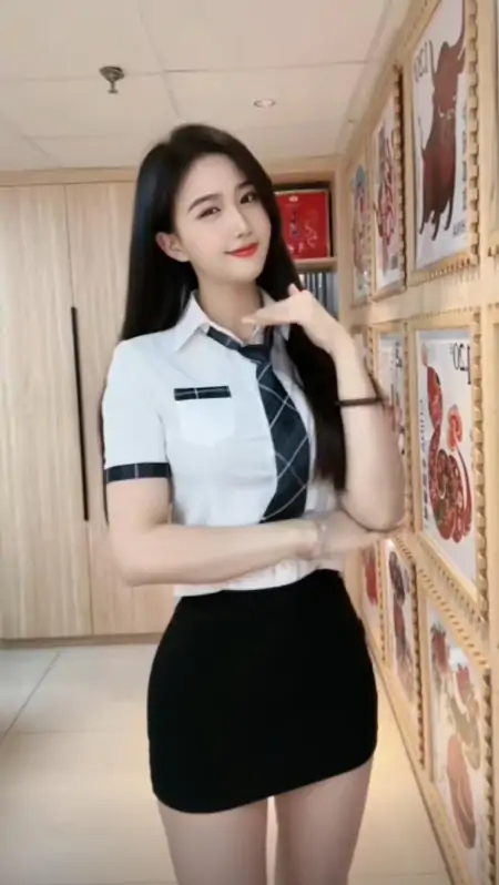 自贡移动与漳州邮政的客服小姐姐，是清纯与御姐间的PK(中国移动和邮政的关系)