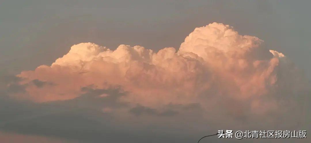 刚刚京城上空这团巨大的云，您看到了吗？