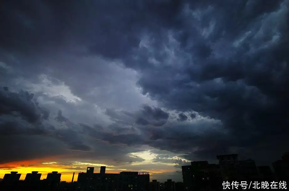 乳状云+双彩虹+晚霞！今天京城天空奇观美景轮番登场