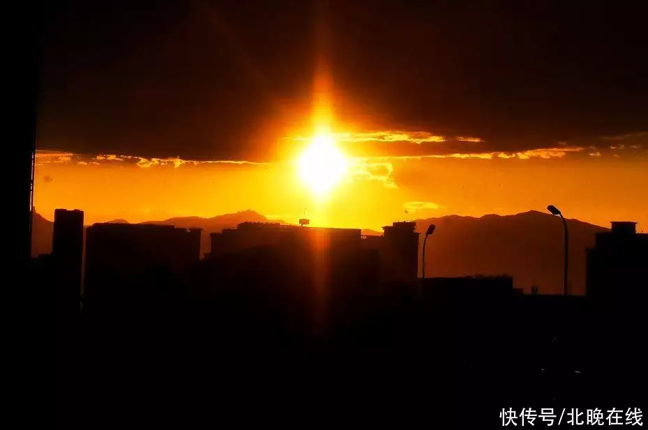 乳状云+双彩虹+晚霞！今天京城天空奇观美景轮番登场