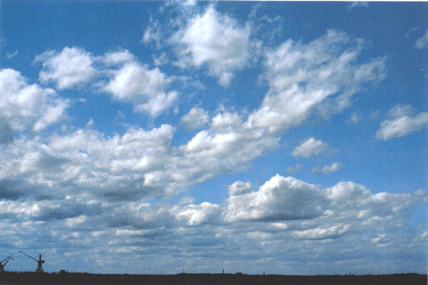 大理出现“大号棉花糖”云朵（附云的成因、类型、九大冷知识）黄土高原水土流失问题，高考重点！（云朵像棉花糖似的怎么样）