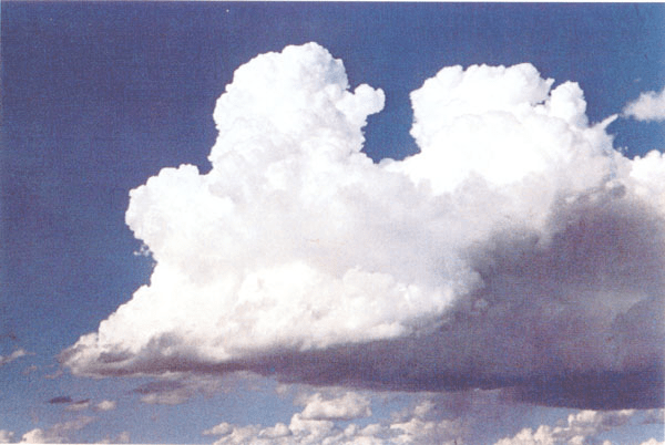 大理出现“大号棉花糖”云朵（附云的成因、类型、九大冷知识）黄土高原水土流失问题，高考重点！（云朵像棉花糖似的怎么样）