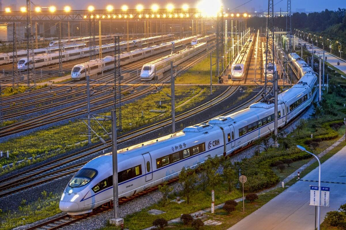 2023年高校毕业生，想去铁路局工作，有哪些人可以报考？（铁路局什么专业能进）