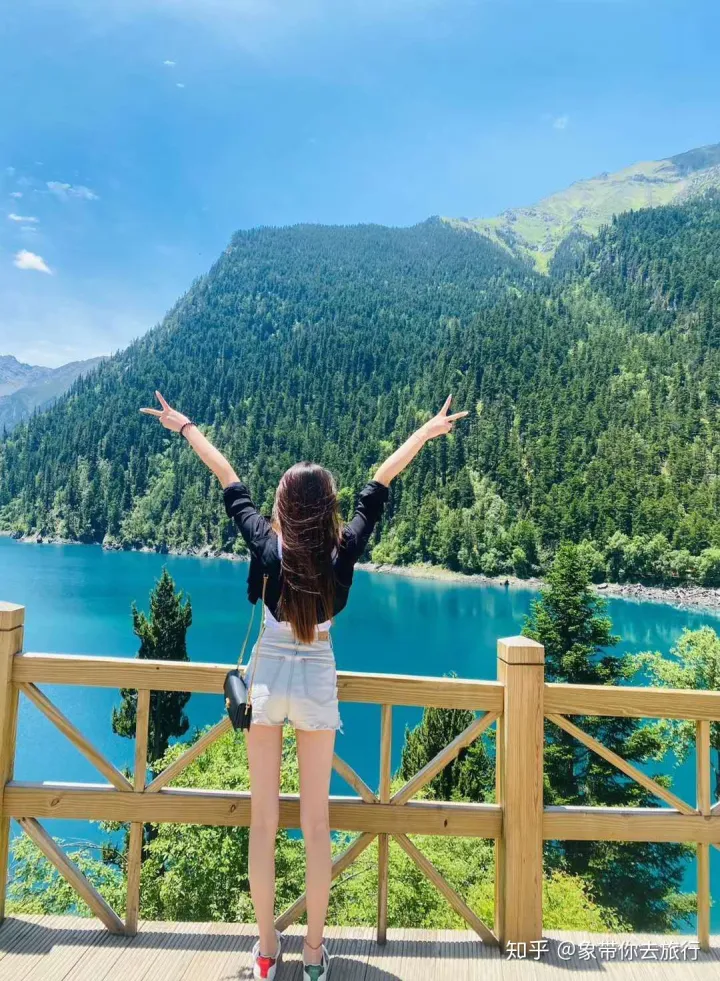 九寨沟旅游攻略，门票、交通、住宿攻略（九寨沟风景区旅游攻略）