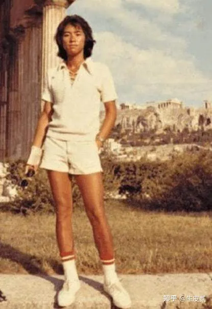 为什么叶倩文从当年叶林王陈四大天后之首变成了现在即不如王菲也不如林忆莲的地步？(叶倩文的)