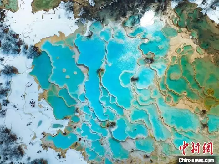 九寨沟四姑娘山门票买一送一  四川阿坝冬季旅游季优惠多（四姑娘山九寨沟的旅游攻略）