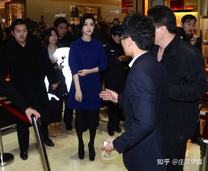 叶倩文说过：因为工作原因，经常和内地明星接触，有些明星太夸张(叶倩文出名吗)