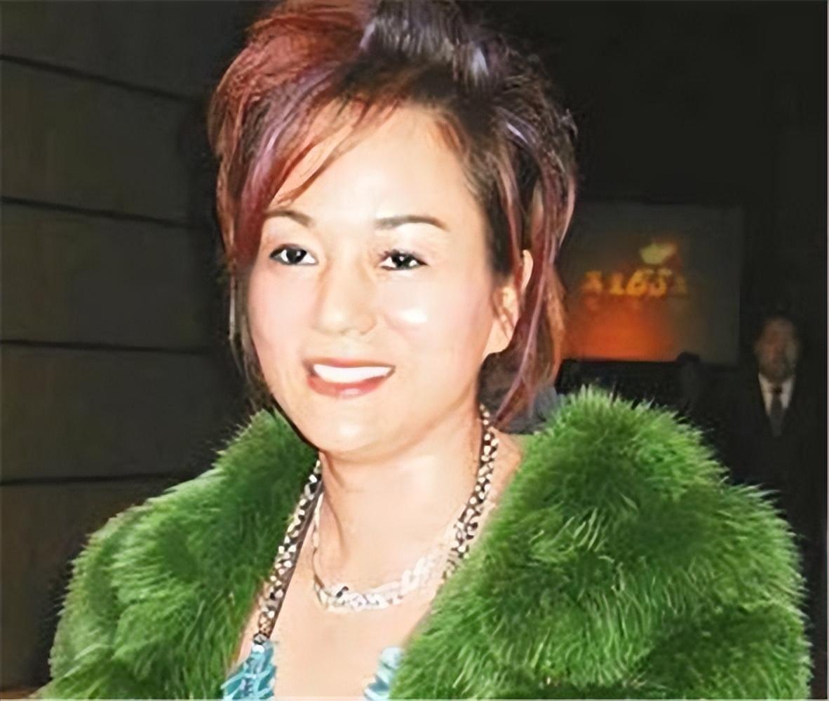 吴正元：亲手捧红叶倩文，却被她拆散家庭，如今感谢当年拆散之恩(吴正元现状)