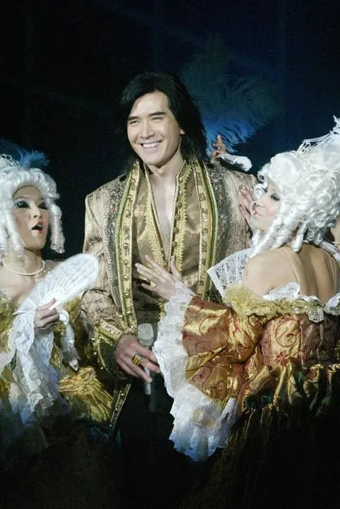 他是初代男神，与叶倩文恋爱未果，一生未娶，今63岁生活孤独凄凉(叶倩文的第一任)