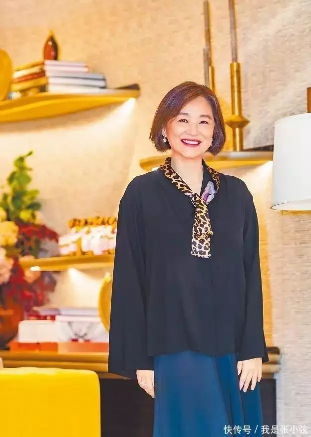 叶倩文的白发、林青霞的法令纹，治好了多少中年女人的容貌焦虑症(叶倩文演唱会林青霞)