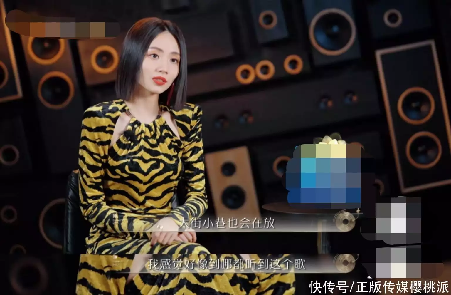 叶倩文再唱《潇洒走一回》，31年过去，歌声却投射出娱乐圈众生相(叶倩文潇洒走一回舞台版)