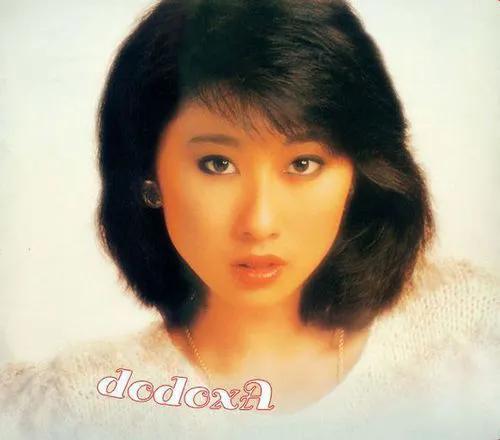 叶倩文：19岁出道，30岁成为天后，36岁嫁50岁林子祥，屡被传婚变(叶倩文的老公是林子祥吗)