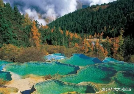 九寨沟是哪个省的旅游景点？（九寨沟是哪个省市的?）