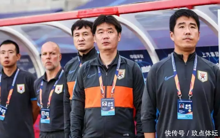 国足经历换帅！李霄鹏基本确定下课，2大名帅有望出山抗战打了14年，中国伤亡3500万人，那我们消灭了多少日本鬼子呢？（李霄鹏国足教练）