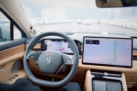 “无人驾驶”近在咫尺——问界M5智驾版试乘体验