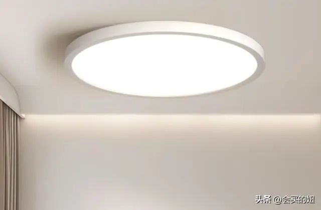 护眼吸顶灯选购教程：6大挑选要点总结，10个吸顶灯品牌值得看！