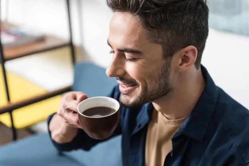 饮用咖啡对人体有什么好处和坏处？