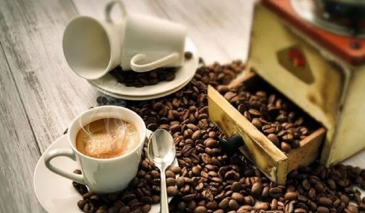 长期喝咖啡对身体会有什么危害？喝咖啡对身体有好处吗？