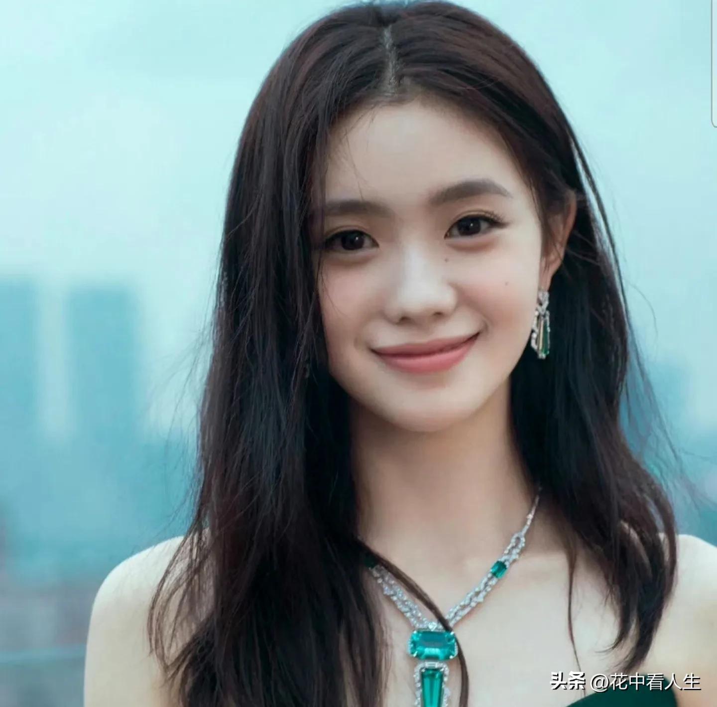 成龙大哥的《龙马精神》，为我们诠释了“廉颇老矣，尚能饭否？”