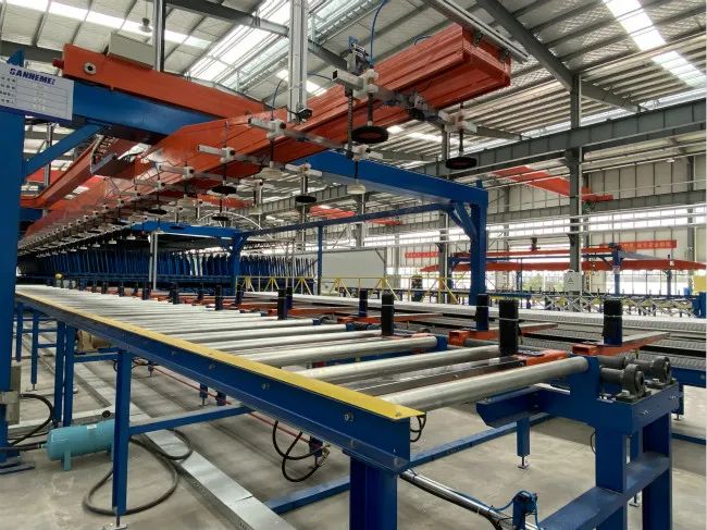 这家冷库板厂价值上亿，开业当天接30万平大单