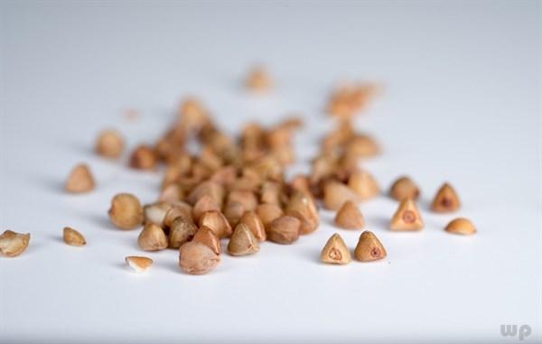 甘油三酯偏高血管易堵，注意3点，多吃2物，降甘油三酯通血管