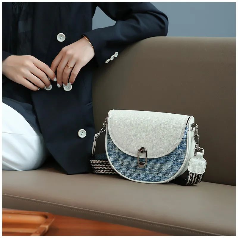 她负债300万，用妈妈嫁衣做油画，把24节气染成布，惊艳巴黎时装周！