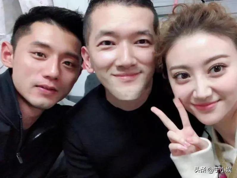 景甜沉默6天后，三个男人的“丑陋嘴脸”，终于暴露得一清二楚