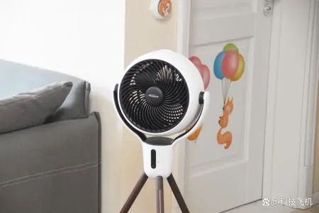 挑战室内最舒适温度，空调最佳伴侣，舒乐氏空气循环扇