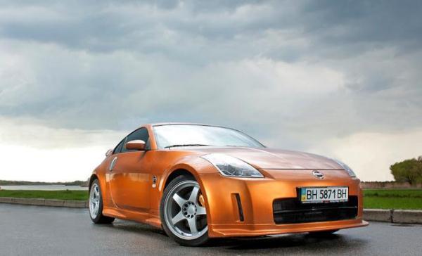 手动挡开车转弯时用踩离合吗？很多司机还没弄明白，一定注意-手动挡转弯时要踩离合吗