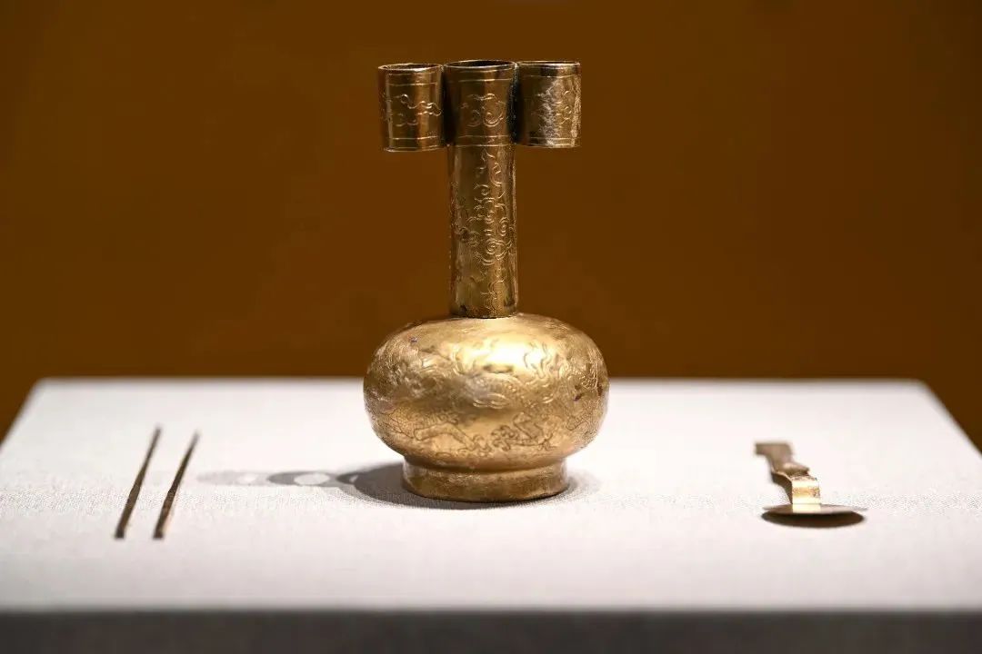 首次离京的“国宝”现身杭州！不少人赶来：太耀眼了……-离京最新政策2021年3月