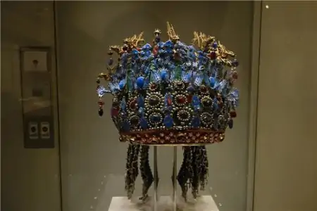 明皇陵出土4件绝美凤冠，每一顶都惊艳世界，它们主人分别是谁？-明皇陵怎么样